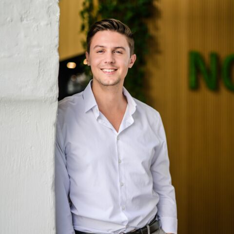 Porträtfoto von Julian Neukirch
